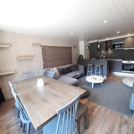 Appartement Skis Aux Pieds, 3 Chambres, Renove, Idealement Situe Pres Des Commerces A Courchevel 1650 - Fr-1-514-61 Buitenkant foto